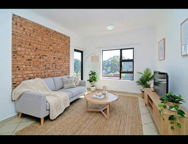 2 BEDROOM PROPERTY TO RENT IN PRINCESS